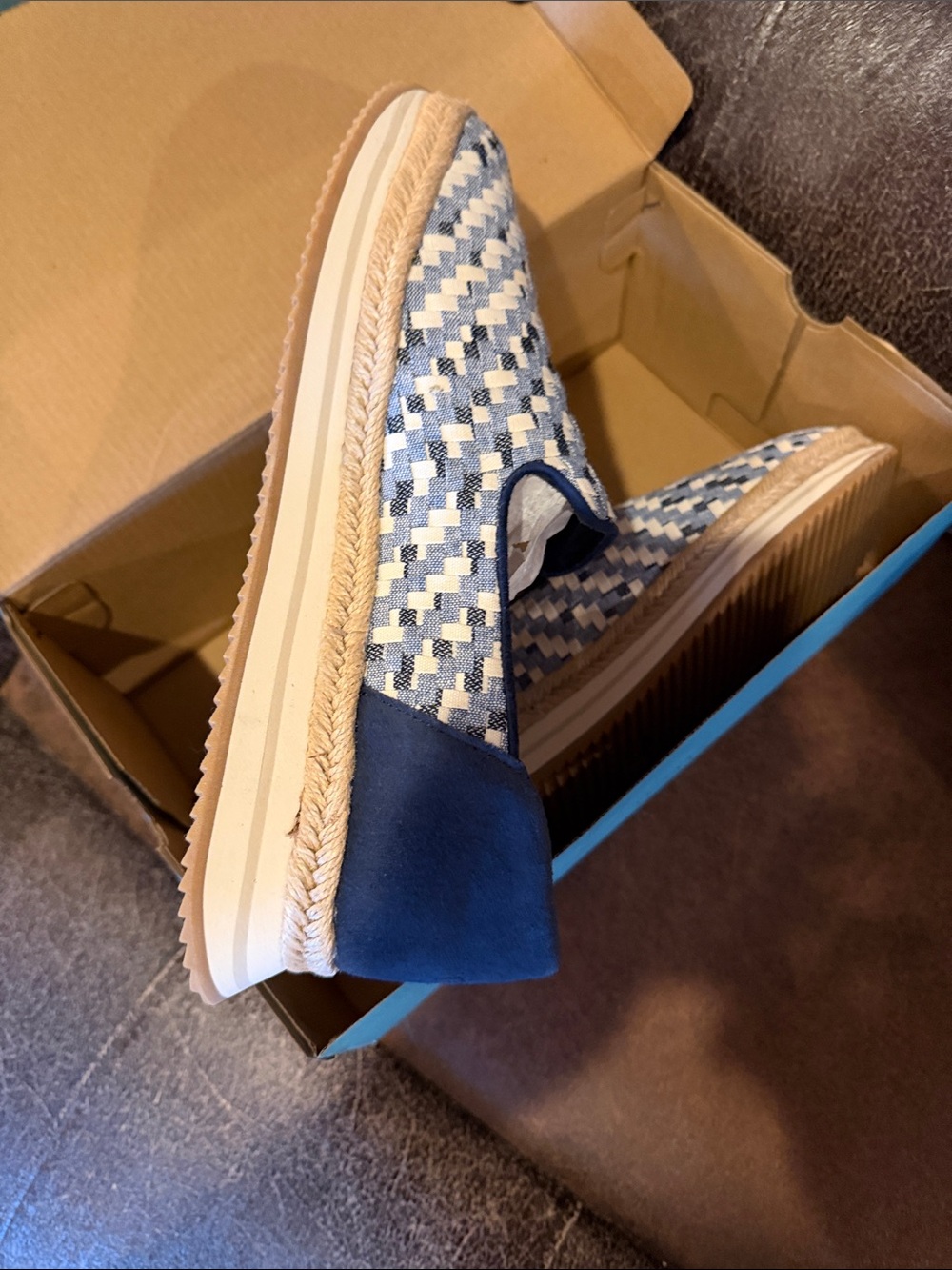 Toms Woven Slip-On Espadrille in Navy and Cream - Picture 2 of 4